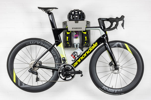 deepsilver stasdock bike wall mount attached to racing bike